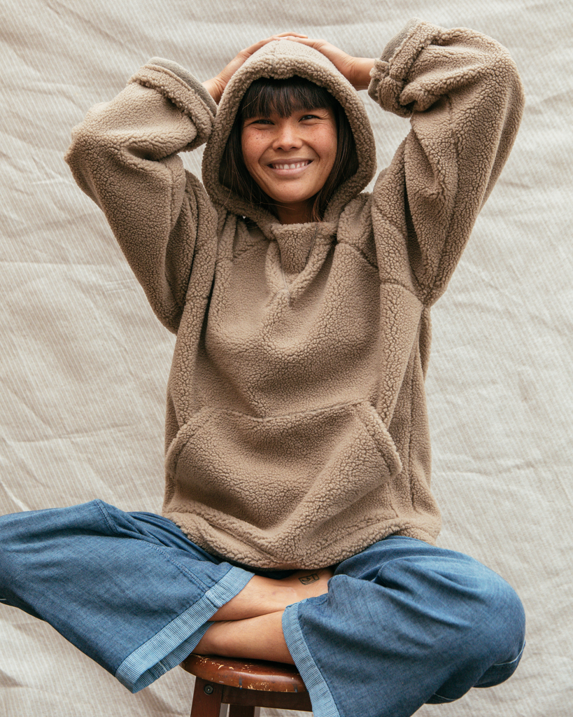 Imperfects - The Sherpa Lounger in Tan - Womens
