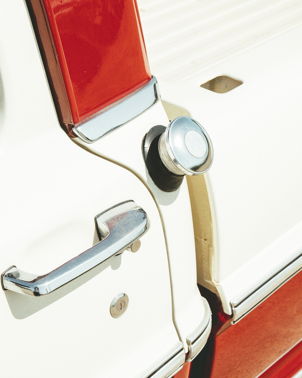 Mr. Lynch's F100 Sport Custom in 1971 Cream & Burgundy A.K.A. The Chief