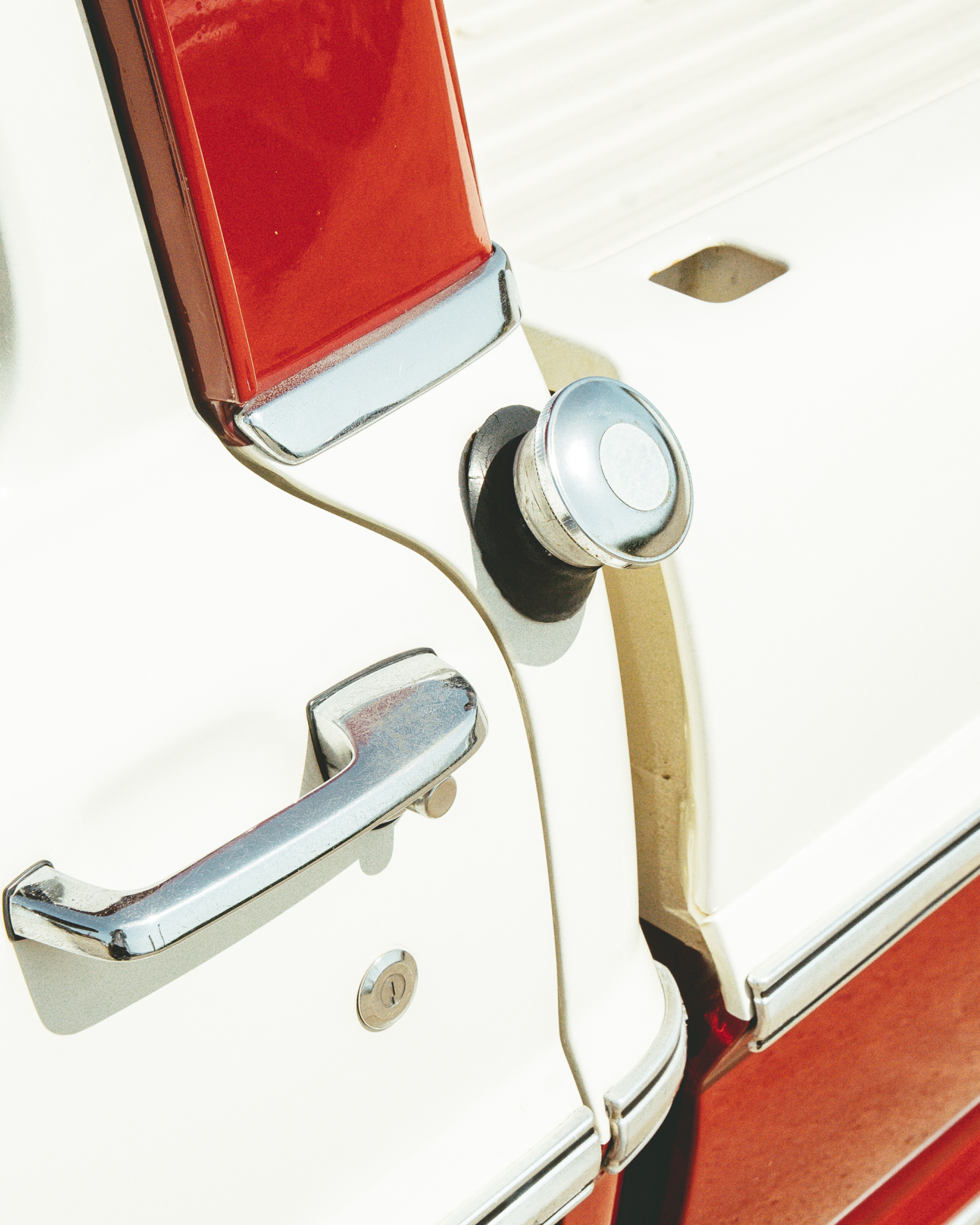 Mr. Lynch's F100 Sport Custom in 1971 Cream & Burgundy A.K.A. The Chief