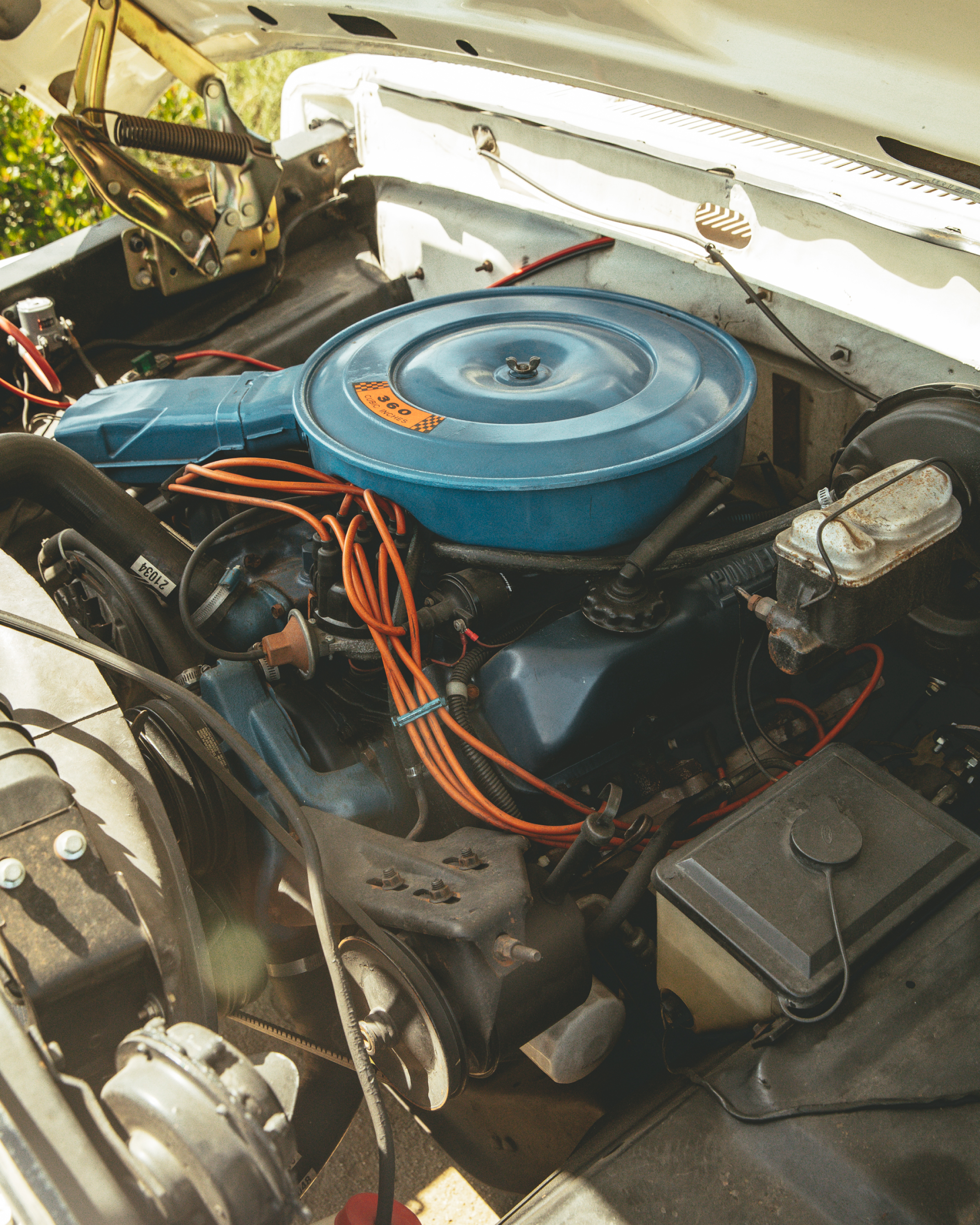 Mr. Lynch's F100 Sport Custom in 1971 Cream & Burgundy A.K.A. The Chief