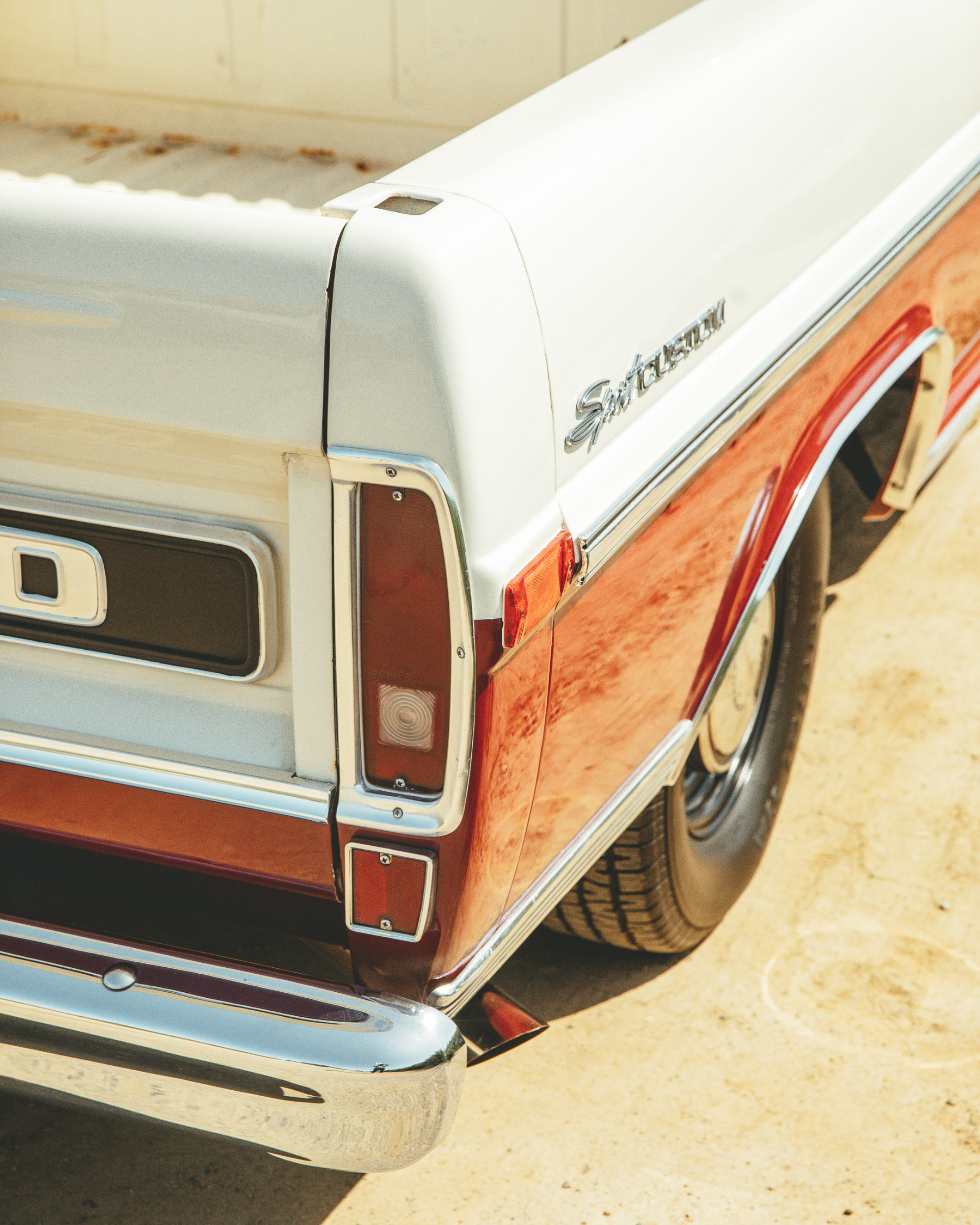 Mr. Lynch's F100 Sport Custom in 1971 Cream & Burgundy A.K.A. The Chief