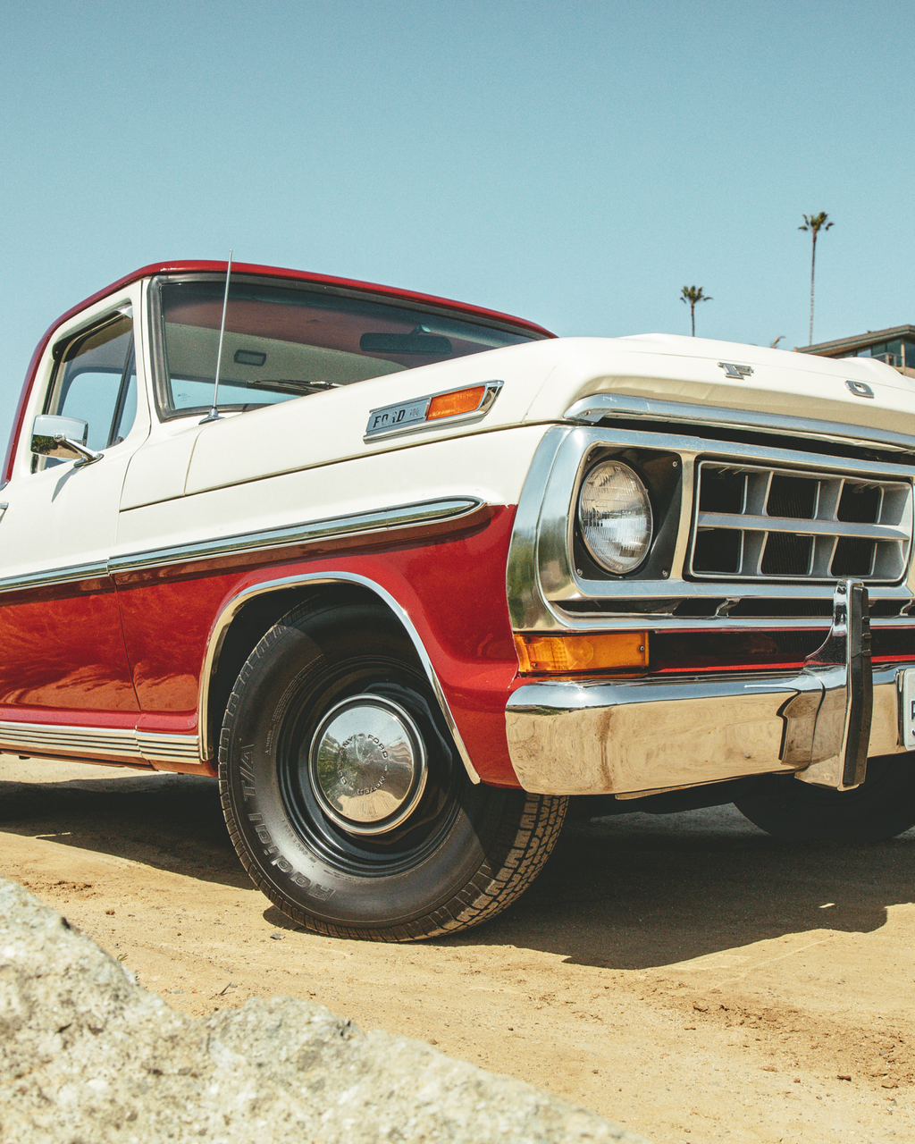 Mr. Lynch's F100 Sport Custom in 1971 Cream & Burgundy A.K.A. The Chief