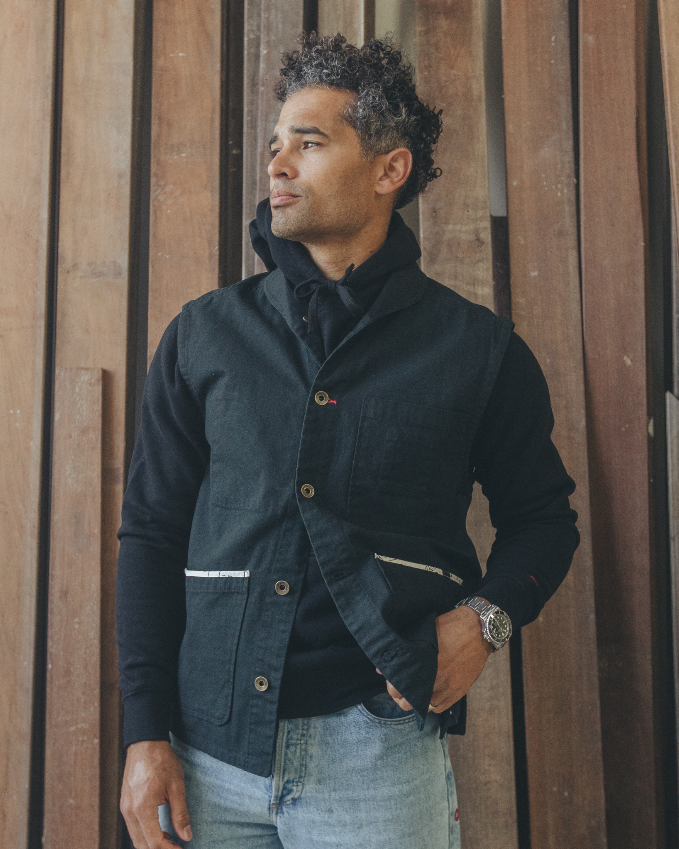 Shepherds_Vest_in_Obsidian