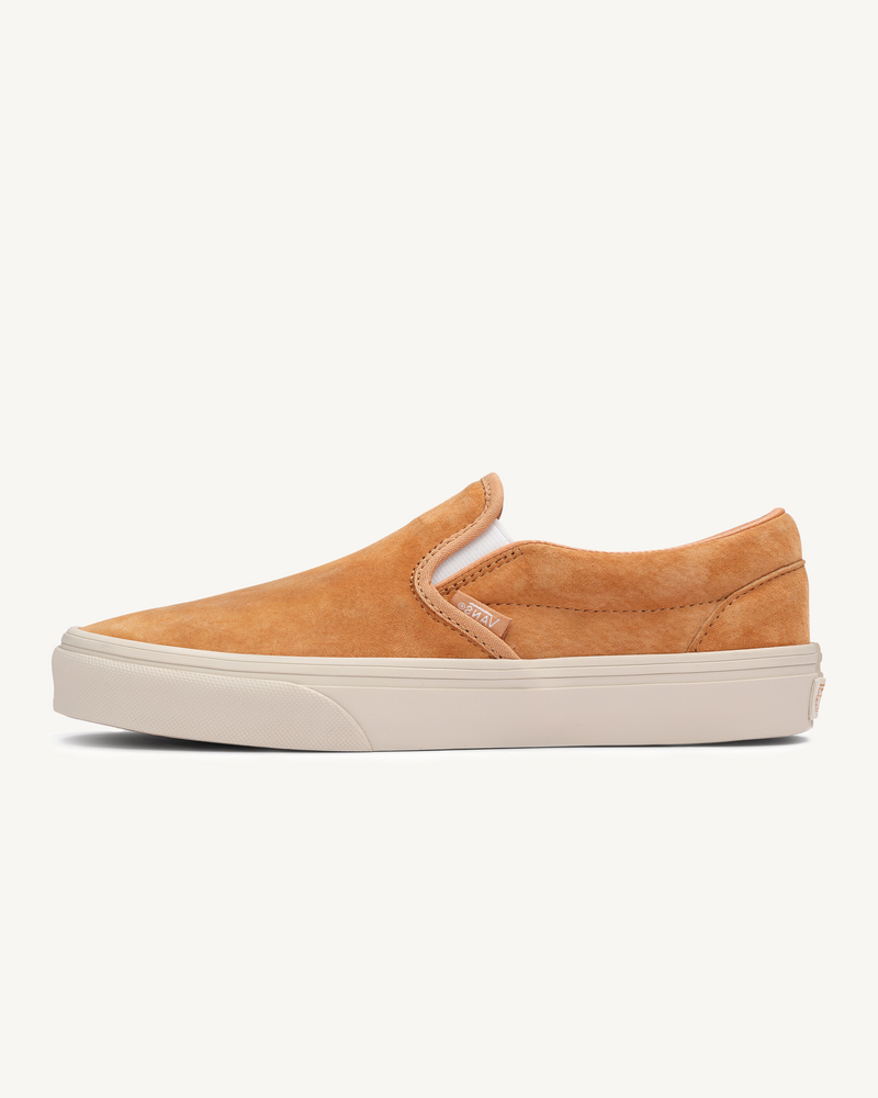 Vans Premium LX Classic Slip-On 98 in Pig Suede