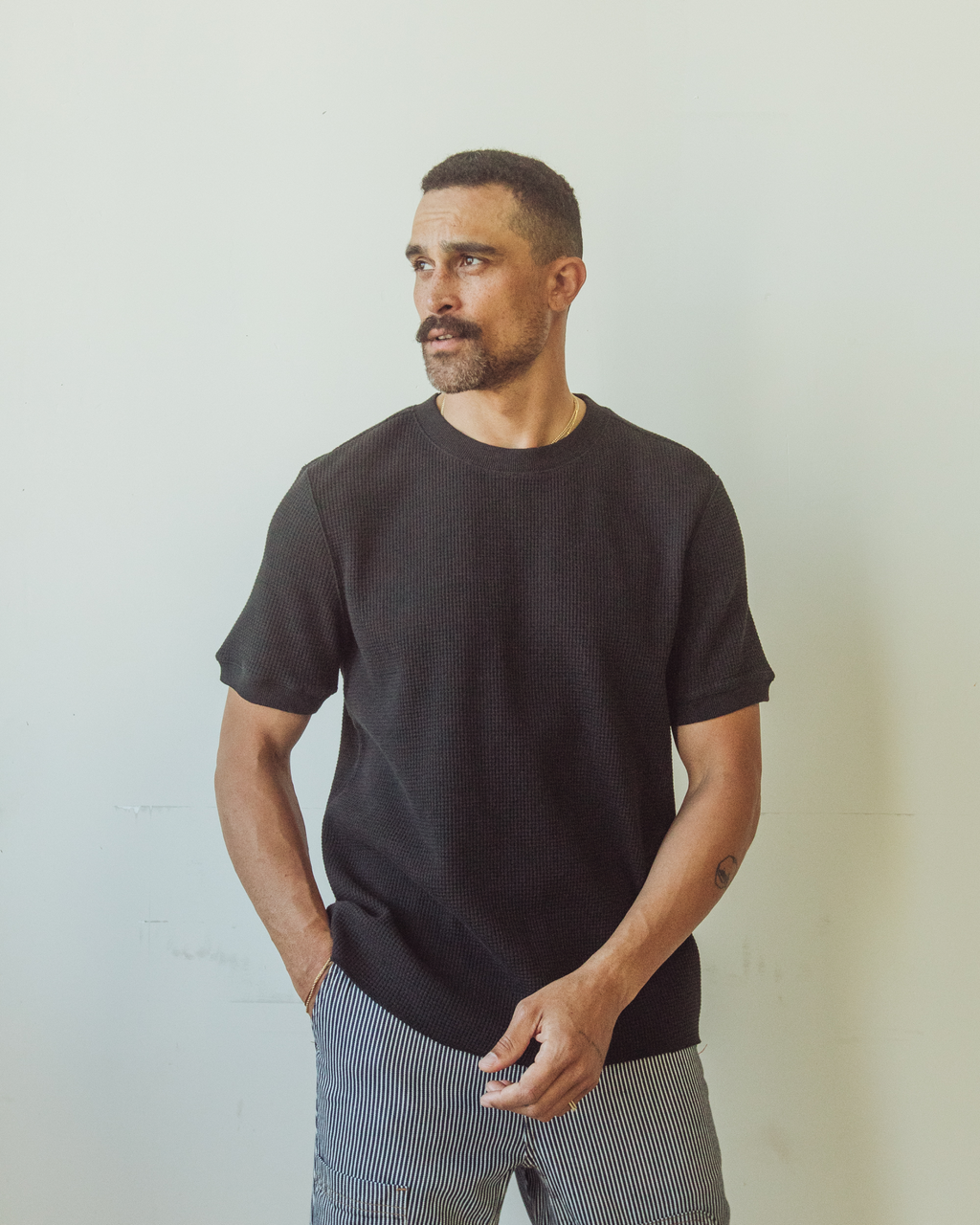 Waffle-Crew-in-Heavyweight-Waffle-Knit_Obsidian