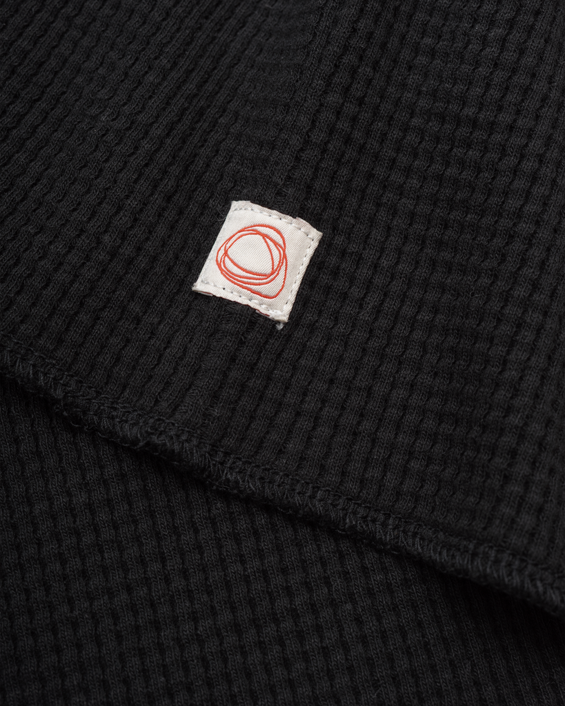 Waffle-Crewin-Heavyweight-Waffle-Knit_Obsidian